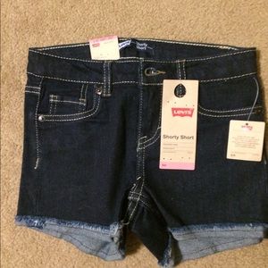 NWT Levi shorts